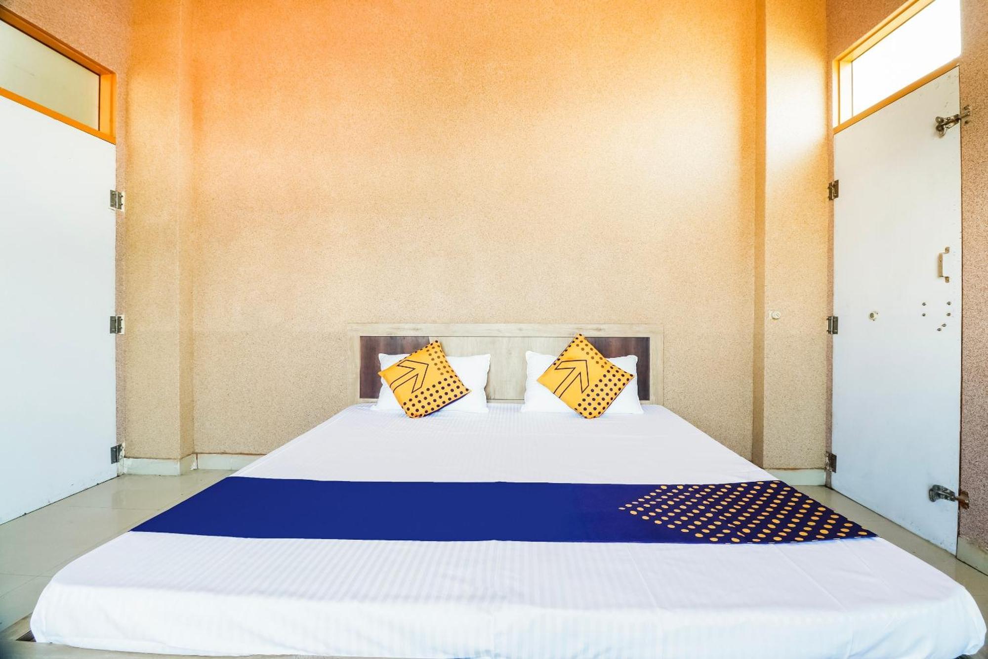 Spot On 68319 Hotel Nakhralo Rajasthan Resort جايبور المظهر الخارجي الصورة