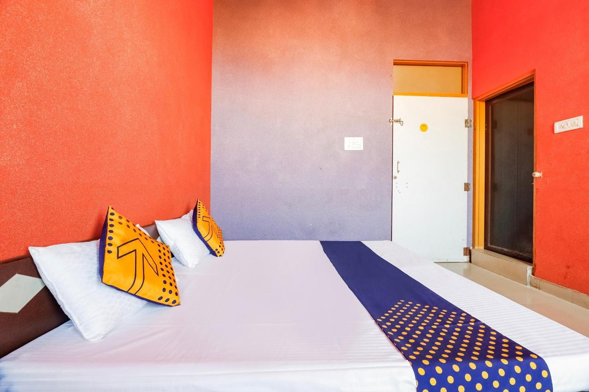 Spot On 68319 Hotel Nakhralo Rajasthan Resort جايبور المظهر الخارجي الصورة